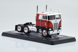 Peterbilt 352 Pacemaker Punainen Valkoinen IXO 1:43 TR097 Metalli — kuva 3 / 4
