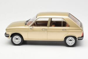 Peugeot 104 GR Beige Metallic Norev 1:18 184904 Metalli — kuva 3 / 6