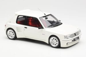 Peugeot 205 Dimma Valkoinen Otto 1:18 OT681 Hartsi — kuva 4 / 6