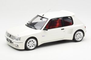 Peugeot 205 Dimma Valkoinen Otto 1:18 OT681