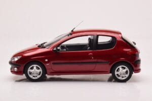 Peugeot 206 S16 Punainen Otto 1:18 OT1039 Hartsi — kuva 3 / 6