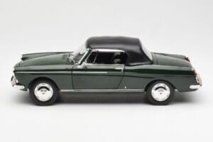 Peugeot 404 Avoauto Antique Green Rajoitettu Erä Norev 1:18 184829 Metalli — kuva 4 / 8