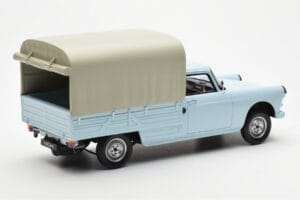 Peugeot 404 Pickup Bache Pastellinsininen Otto 1:18 OT1036 Hartsi — kuva 2 / 6