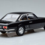 Peugeot 504 Coupe Musta Norev 1:18 - image 3 of 7