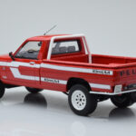 Peugeot 504 Dangel Pickup Punainen Otto 1:18 - image 5 of 6