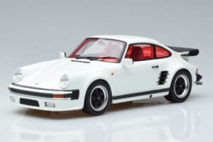 Porsche 911 930 Turbo S Grand Prix White GT Spirit 1:18 GT786 Hartsi