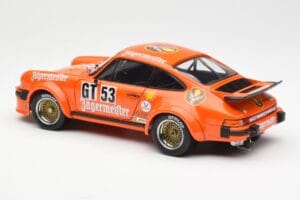 Porsche 911 934 Jagermeister 1977 Schuco 1:18 450033500 Metalli — kuva 7 / 8