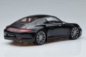 Porsche 911 991 Carrera 4 Black Edition GT Spirit 1:18 GT114 Hartsi — kuva 2 / 6