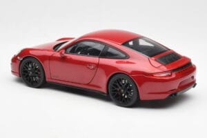Porsche 911 991 Carrera GTS Carmine Punainen Schuco 1:18 450039000 Metalli — kuva 7 / 8