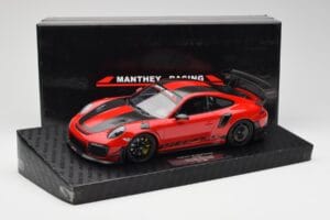 Porsche 911 GT2 RS 991 MR Manthey Racing Nordschleife Record Minichamps 1:18 MR-911-GT2RS-1803 Metalli — kuva 6 / 6