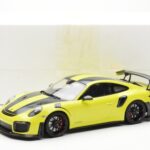 Porsche 911 991.2 GT2 RS Vaaleanvihreä Mustilla Magnesiumvanteilla Minichamps 1:18 - image 6 of 6