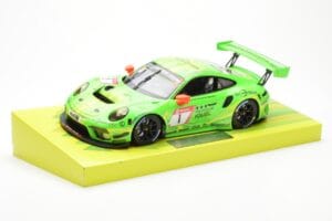 Porsche 911 991.2 GT3 R #1 Manthey Racing 24 Hours Nurburgring 2019 Minichamps 1:18 MG-M-911-19-1801 Metalli — kuva 2 / 6