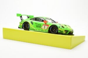 Porsche 911 991.2 GT3 R #1 Manthey Racing 24 Hours Nurburgring 2019 Minichamps 1:18 MG-M-911-19-1801 Metalli — kuva 4 / 6