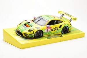 Porsche 911 991.2 GT3 R #1 Manthey Racing 24 Hours Nurburgring 2022 Minichamps 1:18 MG-M-911-24H-22-1801 Metalli — kuva 2 / 6