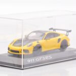 Porsche 911 991.2 GT3 RS Keltainen Minichamps 1:43 - image 2 of 4