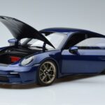 Porsche 911 992 GT3 Touring Package Sininen Metallic Norev 1:18 187302 Metalli - image 2 of 7