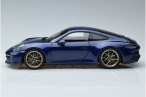 Porsche 911 992 GT3 Touring Package Sininen Metallic Norev 1:18 187302 Metalli — kuva 4 / 7