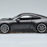 Porsche 911 992 GT3 Touring Package Harmaa Norev 1:18 - image 4 of 7