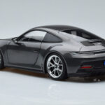 Porsche 911 992 GT3 Touring Package Harmaa Norev 1:18 - image 6 of 7