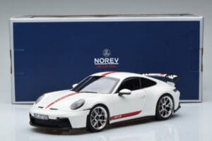 Porsche 911 992 GT3 Valkoinen Norev 1:18 187306 Metalli — kuva 7 / 7
