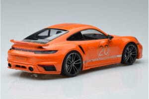 Porsche 911 992 Turbo S China 20th Anniversary Oranssi Minichamps 1:18 155069171 Metalli — kuva 2 / 6