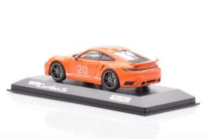Porsche 911 992 Turbo S Gulf Oranssi Minichamps 1:43 WAP0209060N002 Metalli — kuva 3 / 4