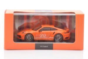 Porsche 911 992 Turbo S Gulf Oranssi Minichamps 1:43 WAP0209060N002 Metalli — kuva 4 / 4