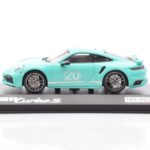 Porsche 911 992 Turbo S Mint Vihreä Minichamps 1:43