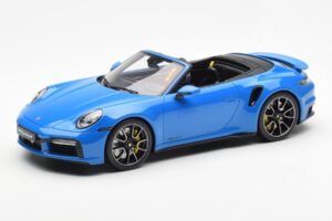 Porsche 911 992 Turbo S Shark Sininen GT Spirit 1:18 GT441