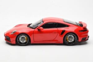 Porsche 911 992 Turbo S Sport Design Punainen Minichamps 1:18 113069078 Metalli — kuva 4 / 8