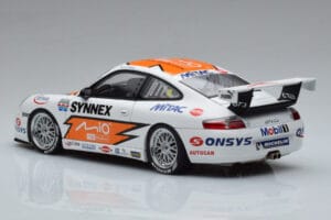 Porsche 911 996 GT3 R #1 C. Kwan Carrera Cup Asia 2004 AUTOart 1:18 80487 Metalli — kuva 6 / 7