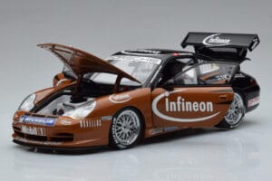 Porsche 911 996 GT3 R #2 S. Miau Carrera Cup Asia 2004 AUTOart 1:18 80488 Metalli — kuva 2 / 7