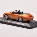 Porsche 911 997 Carrera 4 Cabriolet Oranssi Metallic Minichamps 1:43 - image 3 of 4