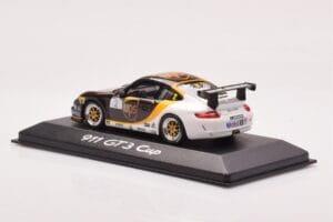 Porsche 911 997 GT3 Cup #2 UPS Holzer 2008 Minichamps 1:43 WAP02002218 Metalli — kuva 3 / 4