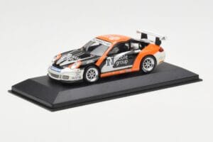 Porsche 911 997 GT3 Cup Noble Group #6 D. Watts Carrera Cup GB 2009 Minichamps 1:43 400076409 Metalli — kuva 2 / 4