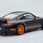 Porsche 911 997 GT3 RS Musta AUTOart 1:18 - image 3 of 8
