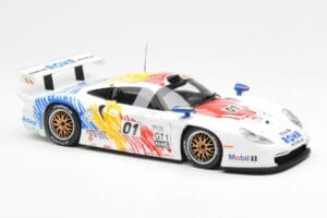 Porsche 911 GT1 #1 A. McNish / R. Sullivan / U. Alzen Rohr Motorsport Daytona 24 Hours 1998 UT Models 1:18 39611 Metalli — kuva 4 / 6