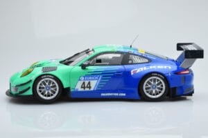 Porsche 911 GT3 R Falken Motorsports #44 M. Ragginger / J. Bergmeister / M. Werner / L. Vanthoor 24 Hours of Nurburgring 2017 — kuva 3 / 6