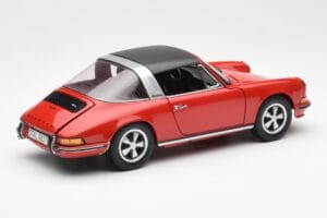 Porsche 911 Targa S Punainen Schuco 1:18 450036200 Metalli — kuva 4 / 9