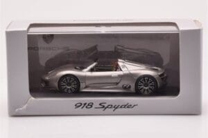 Porsche 918 Spyder Harmaa Metallinen Minichamps 1:43 WAP0201910B Metalli — kuva 4 / 4