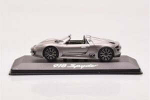 Porsche 918 Spyder Harmaa Metallinen Minichamps 1:43