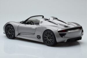 Porsche 918 Spyder Prototyyppi Harmaa Metallic Minichamps 1:18 110060030 Metalli — kuva 5 / 7