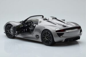 Porsche 918 Spyder Prototyyppi Harmaa Metallic Minichamps 1:18 110060030 Metalli — kuva 6 / 7