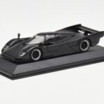 Porsche 962 Dauer Street Matta Musta Minichamps 1:43 - image 2 of 4