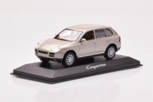 Porsche Cayenne 9PA Beige Minichamps 1:43 WAPC2000513 Metalli — kuva 2 / 4