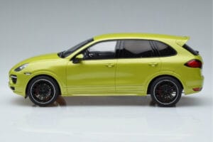 Porsche Cayenne GTS 92A Peridot Vihreä GT Spirit 1:18 GT020A Hartsi — kuva 3 / 6
