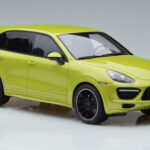 Porsche Cayenne GTS 92A Peridot Vihreä GT Spirit 1:18 - image 4 of 6
