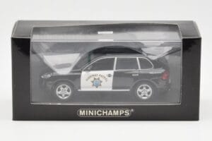Porsche Cayenne 9PA Highway Patrol Minichamps 1:43 400066291 Metalli — kuva 4 / 4