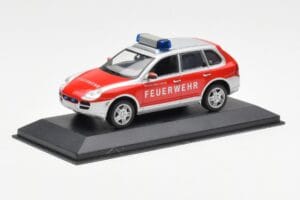 Porsche Cayenne S Feuerwehr Minichamps 1:43 WAPC02060116 Metalli — kuva 2 / 4