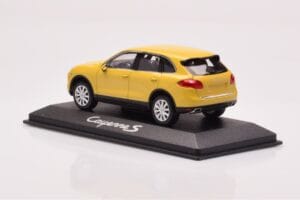 Porsche Cayenne 92A Hiekankeltainen Minichamps 1:43 WAP0200060B Metalli — kuva 3 / 4